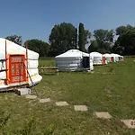 Campsite Les Insolites De La Baie *