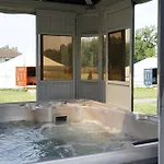 Les Insolites De La Baie Campsite