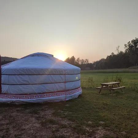 Kamp alanı Les Insolites De La Baie *