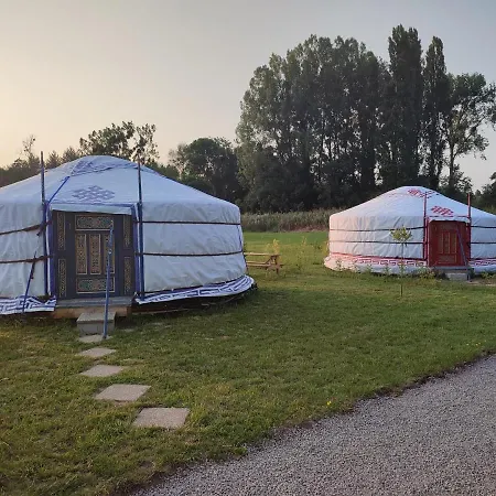 Les Insolites De La Baie Longroy